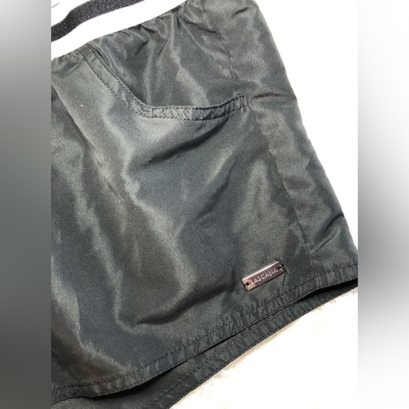 Lascana VENUS Black Women's Swim Coverup Shorts size 6 - Picture 4 of 12